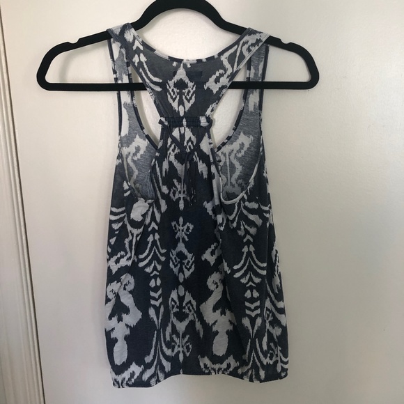 American Eagle Print Tank Top - Picture 2 of 3